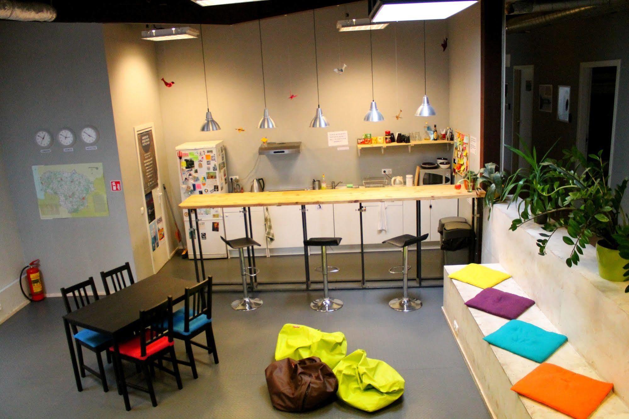 Fabrika Hostel Vilnius Ngoại thất bức ảnh