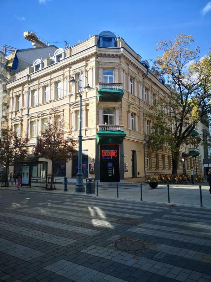 Fabrika Hostel Vilnius Ngoại thất bức ảnh