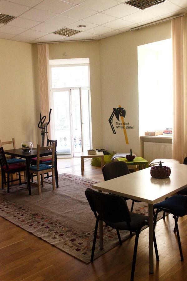 Fabrika Hostel Vilnius Ngoại thất bức ảnh